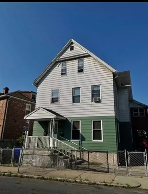 Springfield, MA 01105,14 Richelieu St #1