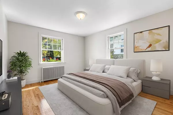 Woburn, MA 01801,9 Locust St