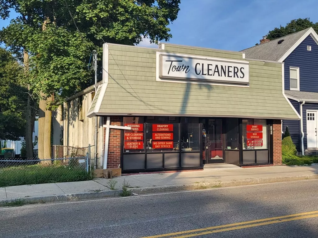 Norwood, MA 02062,345 Nahatan St