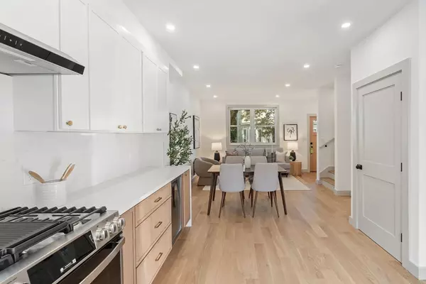 Somerville, MA 02143,54 Oak St