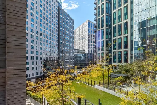 Boston, MA 02210,135 Seaport Blvd #611