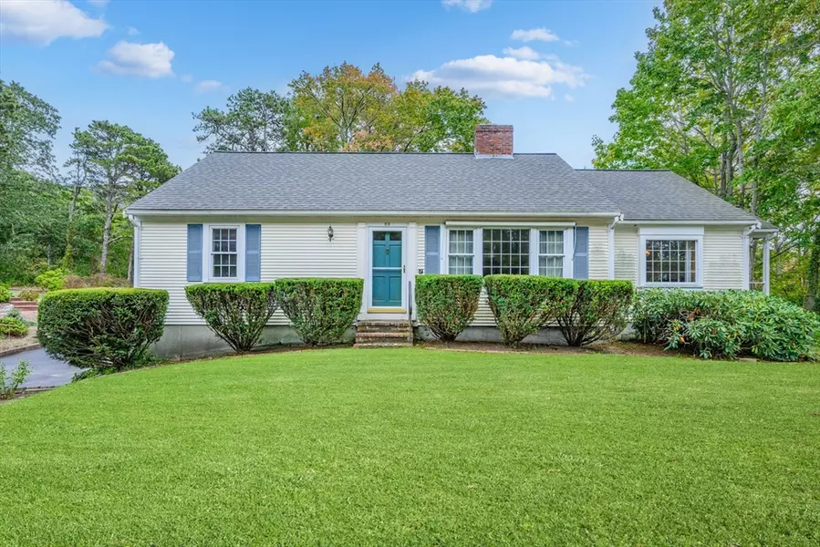 68 Seminole Dr, Yarmouth, MA 02675