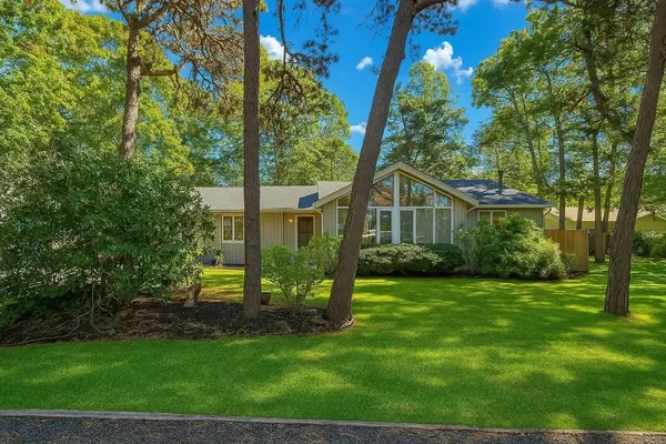 Falmouth, MA 02536,58 Striper Ln