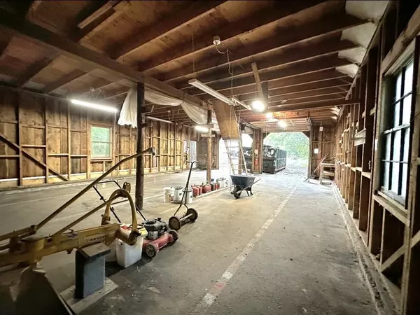 East Longmeadow, MA 01028,0 Chestnut St