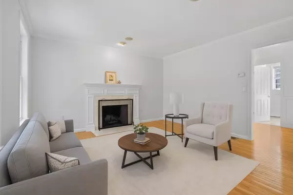 Medway, MA 02053,30 Broken Tree Rd