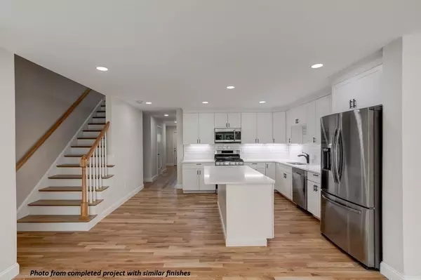 Lowell, MA 01854,79 School St #3