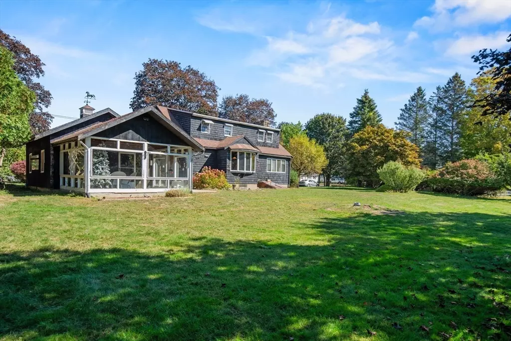 Amesbury, MA 01913,188 Lions Mouth Rd