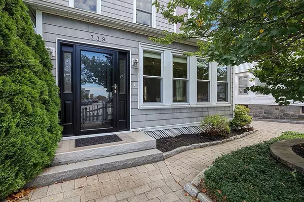 339 Winthrop St, Winthrop, MA 02152