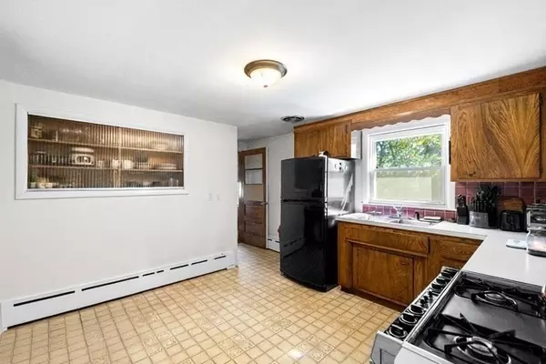 Worcester, MA 01606,66 Mount Ave