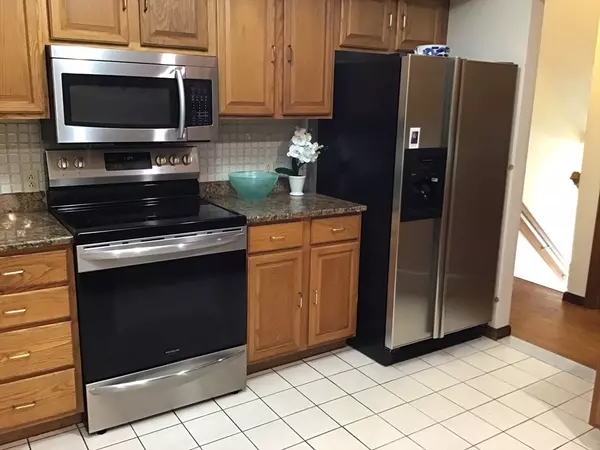 Woburn, MA 01801,16 Battlemarch Way