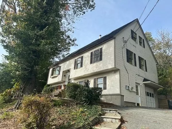 16 Battlemarch Way, Woburn, MA 01801