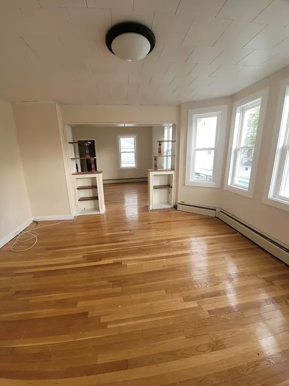 Taunton, MA 02780,65 School St #2