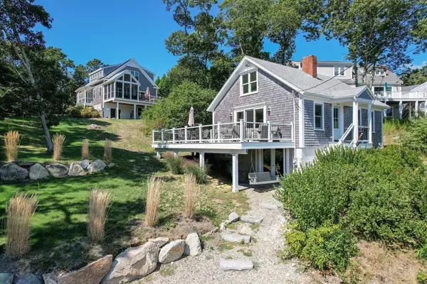 Chatham, MA 02659,314 Cockle Cove Rd