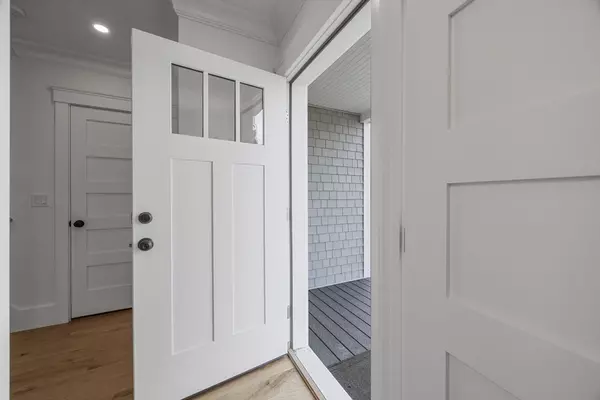 Falmouth, MA 02556,213 North Falmouth Hwy #5B