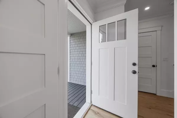 Falmouth, MA 02556,213 North Falmouth Hwy #5A