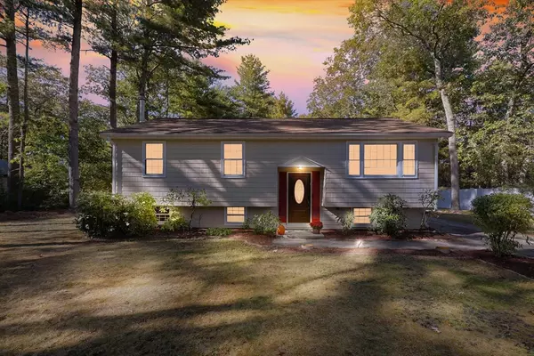493 Gorwin Dr, Holliston, MA 01746