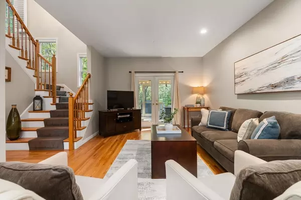 Milford, MA 01757,54 Village Cir #54