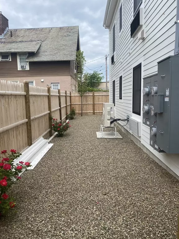 Boston, MA 02136,15 Yuill Circle #4