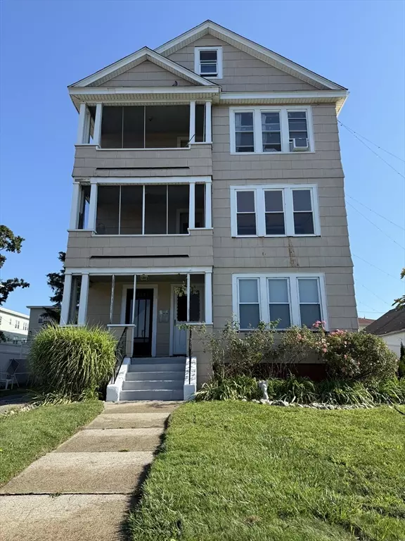 Worcester, MA 01606,17 Millbrook Sr #2