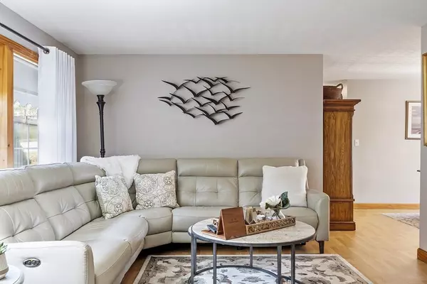 Peabody, MA 01960,17 Trask  Rd