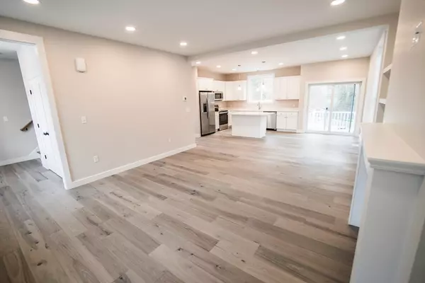 Marion, MA 02738,174 Wareham St