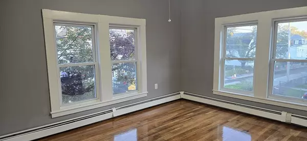 Methuen, MA 01844,138 Camden Street #2