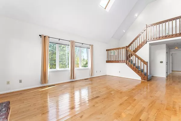 Northborough, MA 01532,281 Whitney St