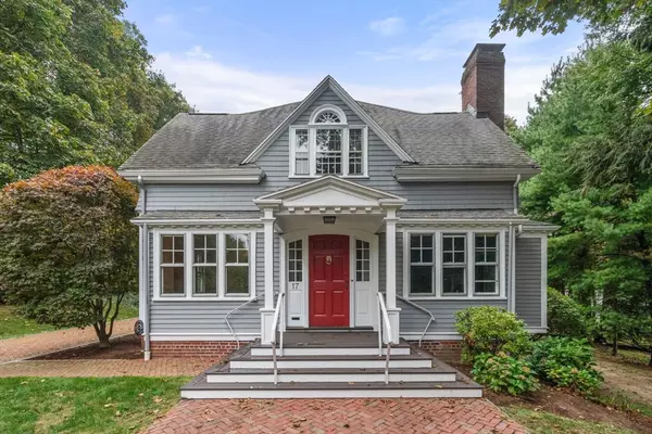 17 Longfellow Road, Wellesley, MA 02481