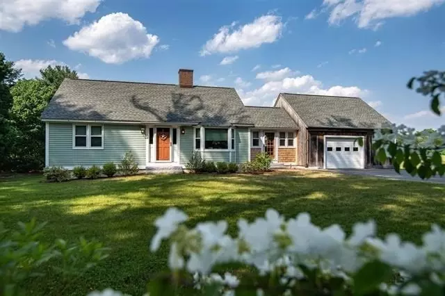 Kensington, NH 03833,152 Amesbury