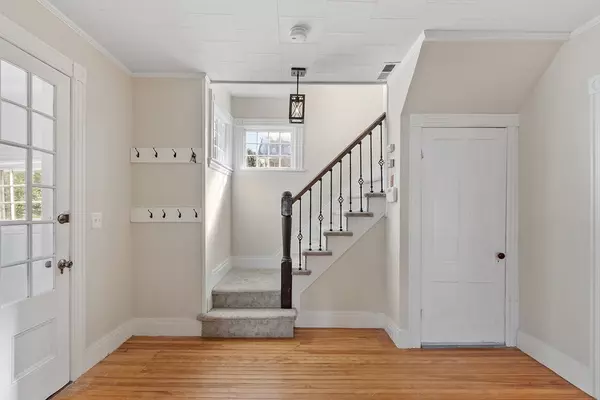 Warren, MA 01083,58 Nelson St