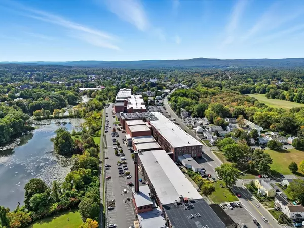 Easthampton, MA 01027,122 Pleasant St