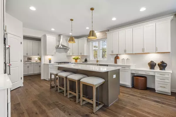 Norton, MA 02766,24 Lloyd Circle #34