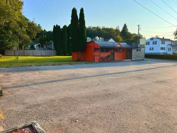 Auburn, MA 01501,33 Zabelle Ave