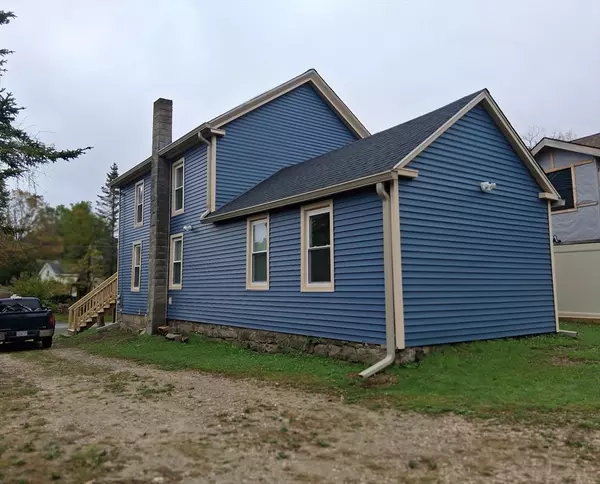 Hinsdale, MA 01235,48 Curtis