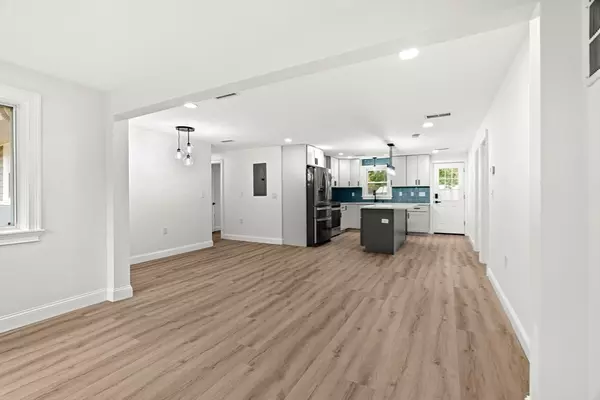 Danvers, MA 01923,12 Exeter St