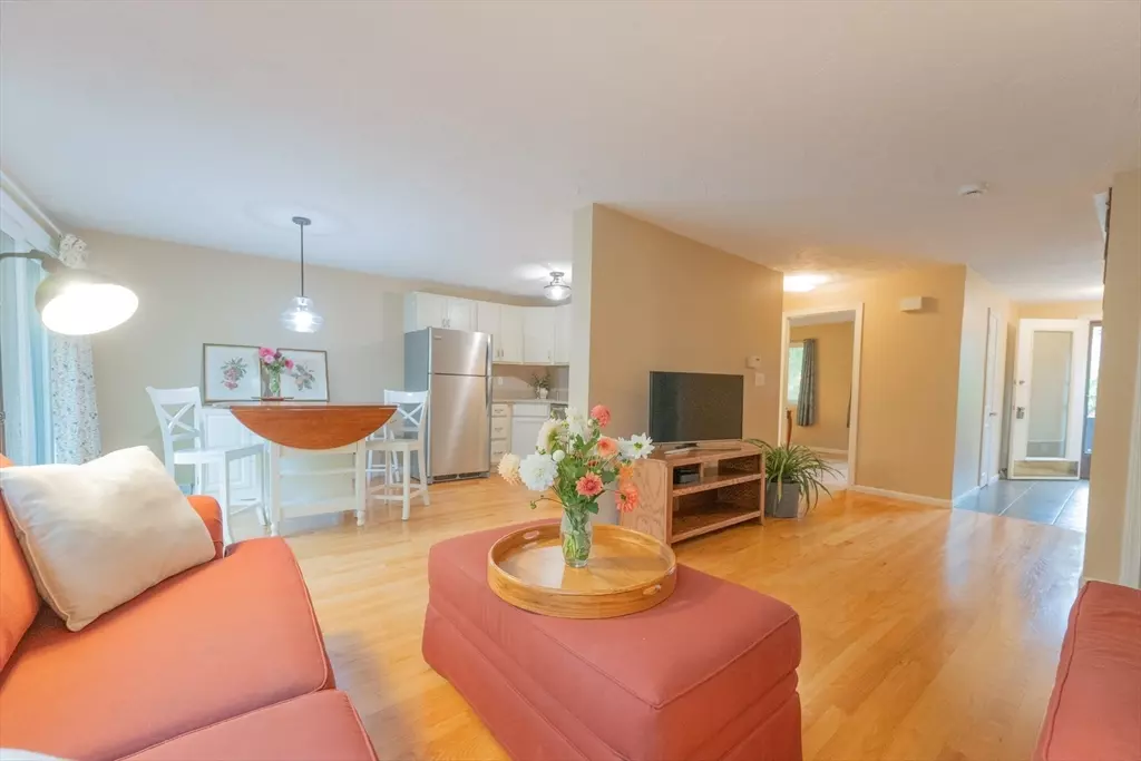 Ashland, MA 01721,277 Meeting House Path #277