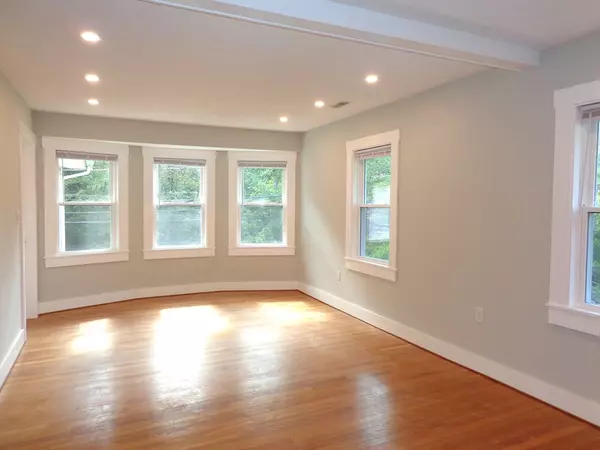 Arlington, MA 02474,12 Park Place #12