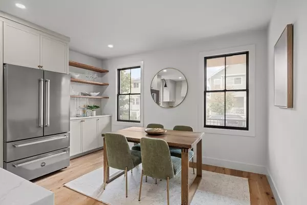 Arlington, MA 02474,27 Dartmouth St #27