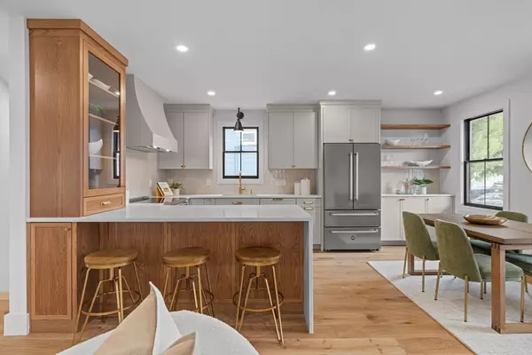 Arlington, MA 02474,27 Dartmouth St #27