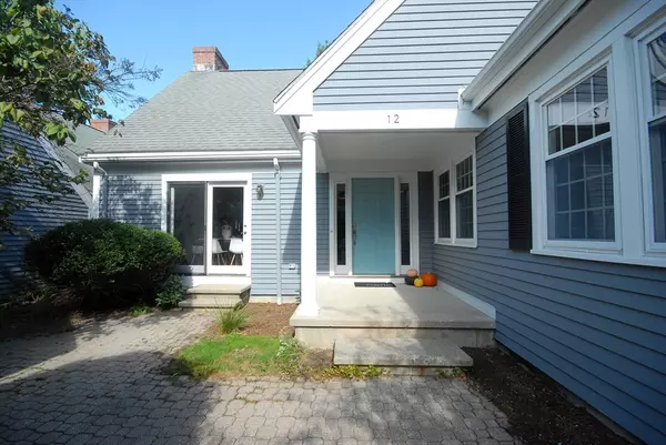 12 Mitchell Grant Way, Bedford, MA 01730