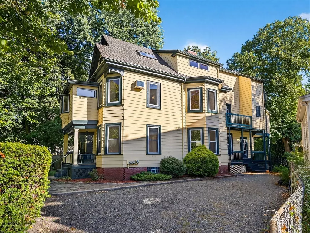 Cambridge, MA 02140,20 Beech St