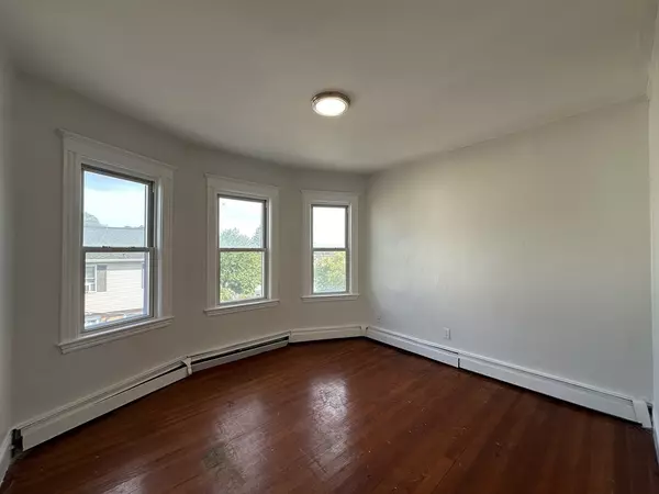 Everett, MA 02149,765 Broadway #11