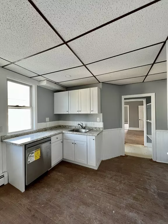 7 Beacon St #3, Attleboro, MA 02703