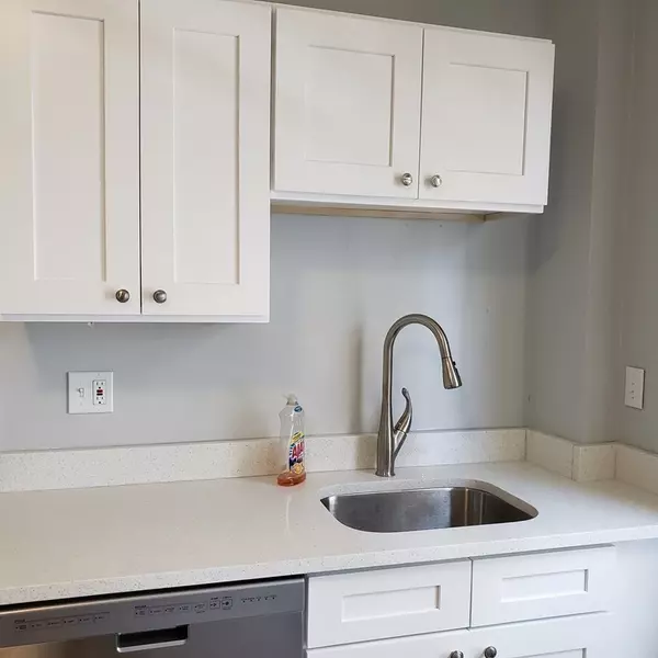 33 Orange St #3, Chelsea, MA 02150