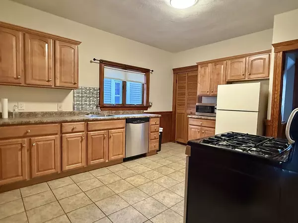 Medford, MA 02155,267 Boston Avenue #2