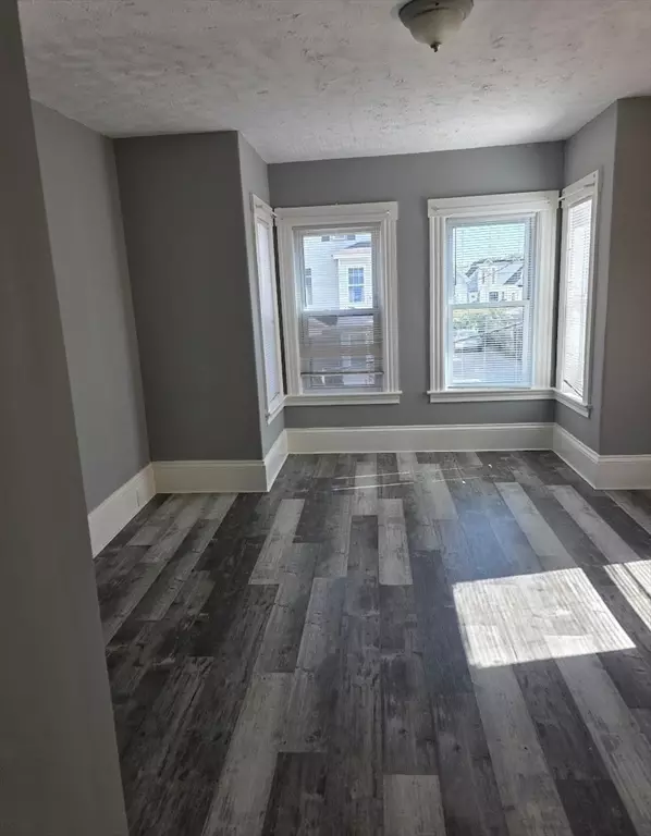 Fitchburg, MA 01420,173 Myrtle Ave #2