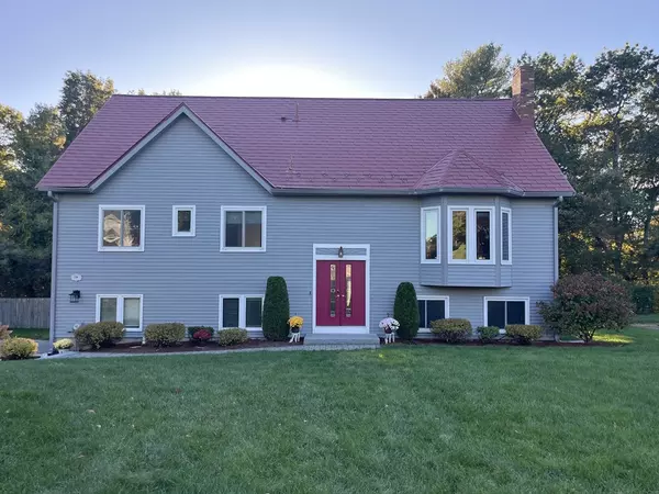 79 Lucas Dr, Stoughton, MA 02072