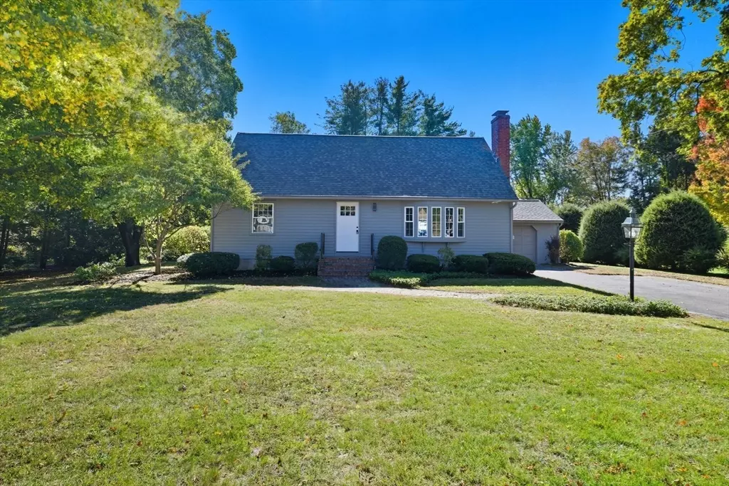 East Longmeadow, MA 01028,12 Edwill Road