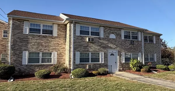 10C Washington Park Dr #10, Andover, MA 01810
