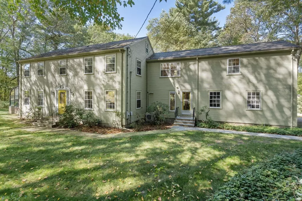 Weston, MA 02493,60 Possum Rd